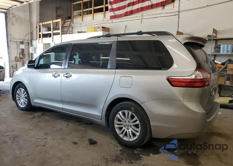 2015 Toyota Sienna Xle from USA, damaged, VIN 5TDYK3DC5FS558533